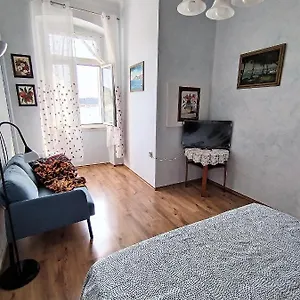 https://studio-apartments-dalla-nonna.in-istria.net
